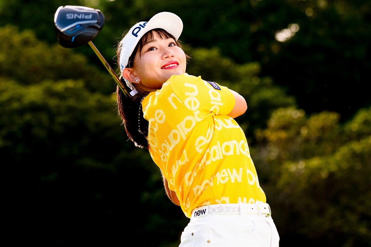 328ydをぶっ飛ばす女王“すずまお”の【飛・ば・し】ストレッチ 鈴木真緒