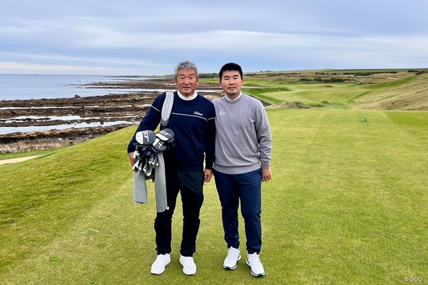 2025年 アルフレッド・ダンヒルリンクス選手権 事前 川村昌弘 親子旅は久々。キングスバーンズの練習ラウンドも父にキャディをしてもらいました