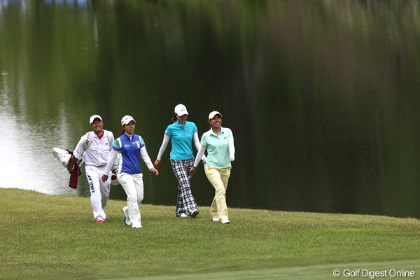 2011年 ヨネックスレディスゴルフトーナメント 初日 若林舞衣子