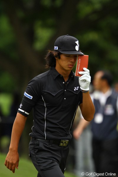 2011年 ダイヤモンドカップゴルフ 2日目 石川遼 虚ろな表情です