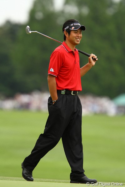 2011年 ダイヤモンドカップゴルフ 2日目 池田勇太 「運がない」と一言コメント。でも1番ホールでは超ロングパットが入ってバーディ！思わず苦笑いでした