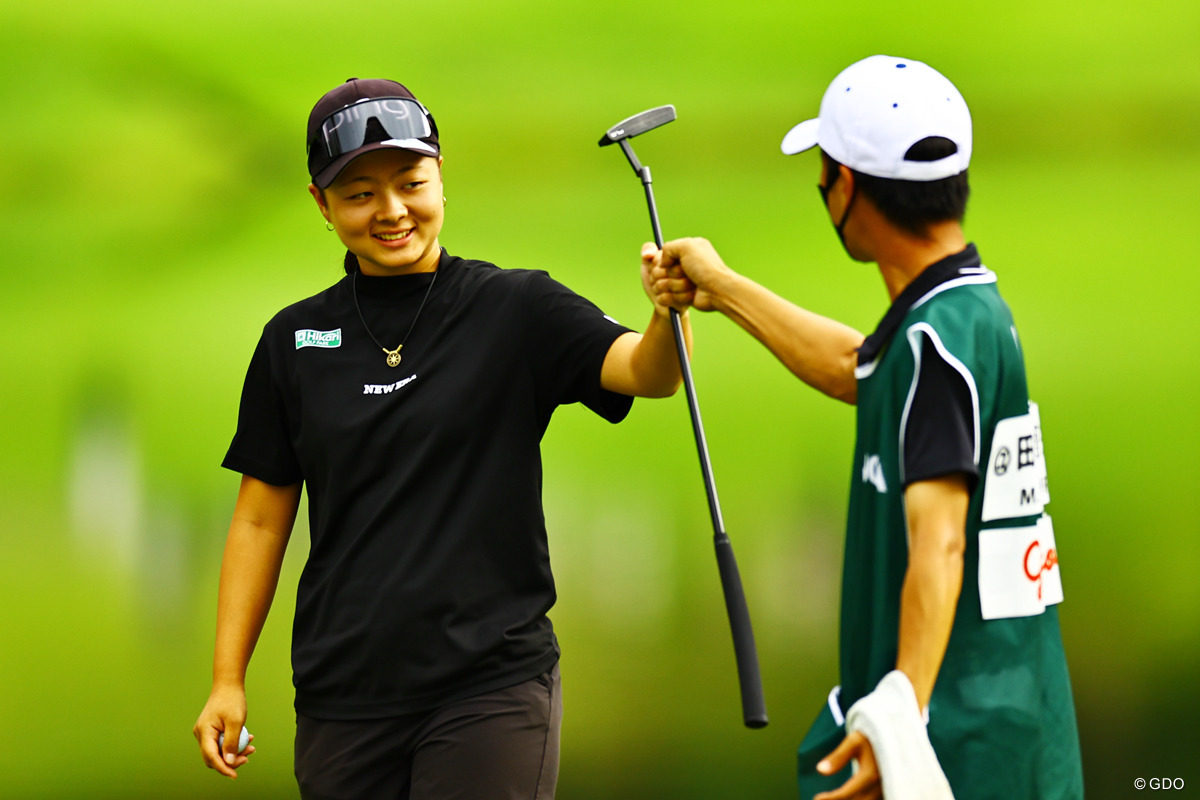 グータッチ 2025年 日本女子オープンゴルフ選手権 3日目 田村萌来美