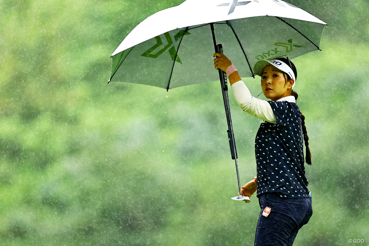 この時が1番雨が強かった 2025年 日本女子オープンゴルフ選手権 4日目 青木瀬令奈