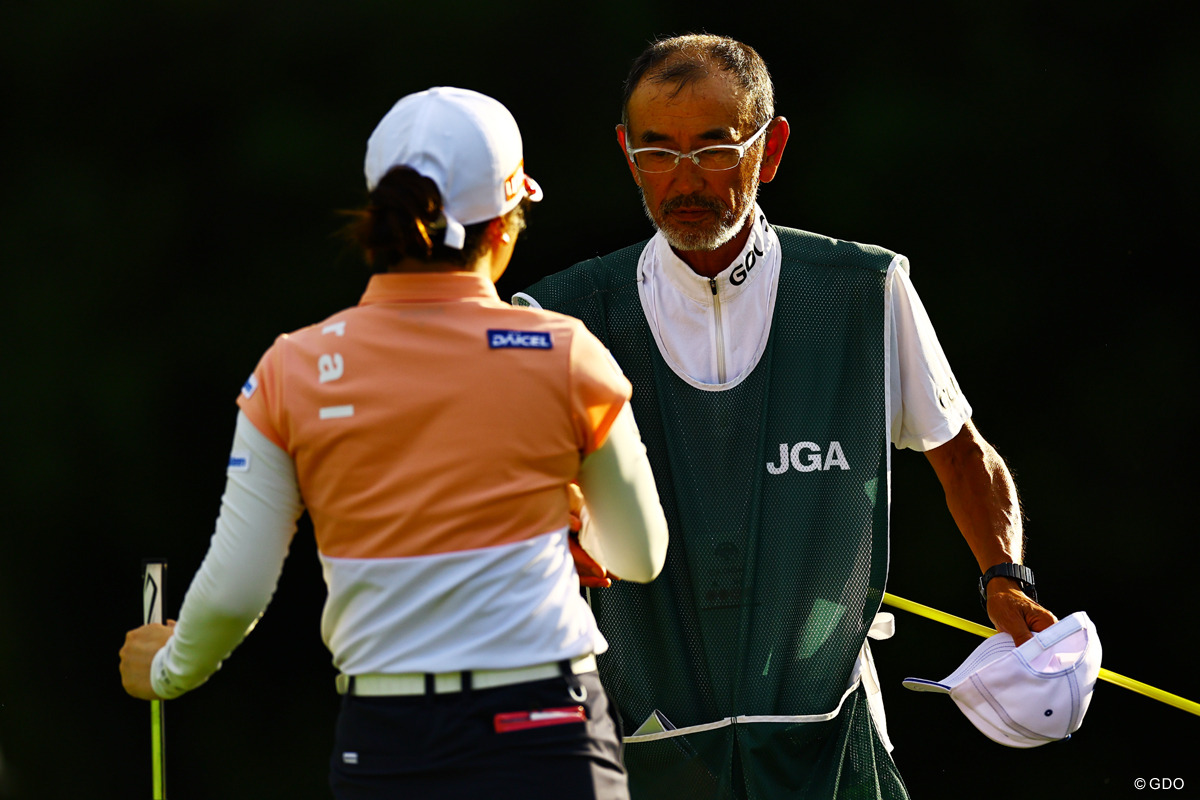 3勝中2勝をサポートしてくれた大溝雅教キャディと