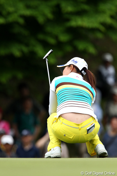 画像詳細 2011年 ヨネックスレディスゴルフトーナメント 2日目 横峯