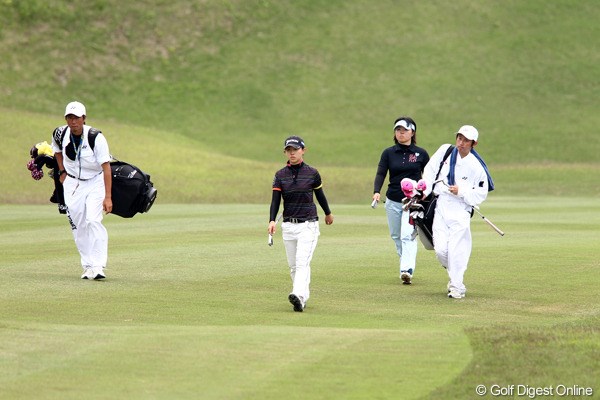 2011年 ヨネックスレディスゴルフトーナメント 2日目 香妻琴乃＆不動裕理