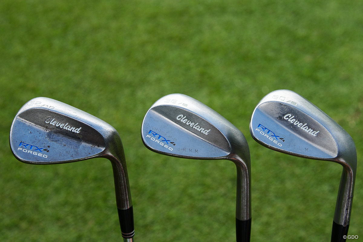 松山英樹グリップ装着　名器　Cleveland Golf パター　34インチ 松山英樹の最新クラブ動向 新パターグリップにウッド型UTにも