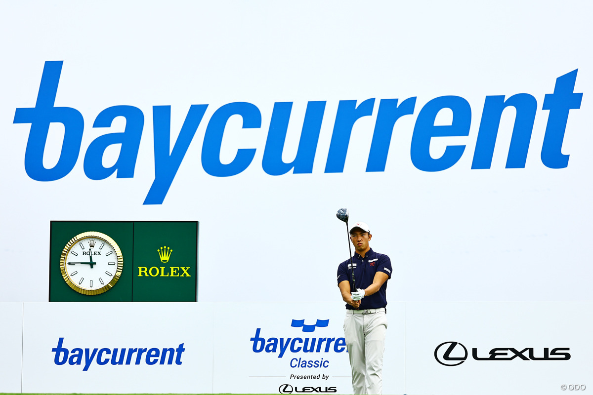 アマチュア予選会を通過して出場する