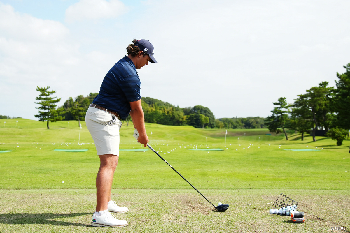 左サイドを広く取ったアドレス