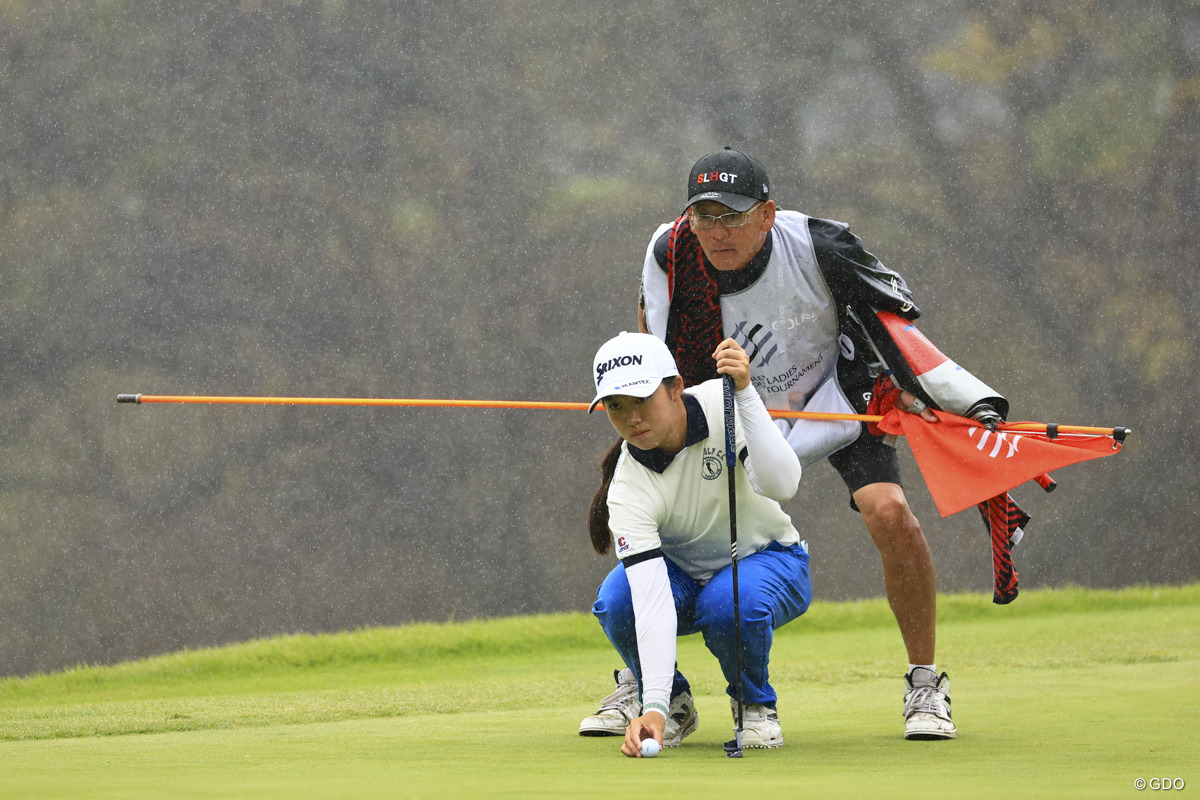 シビアなピン位置が多かった2日目はノーボギーで完走