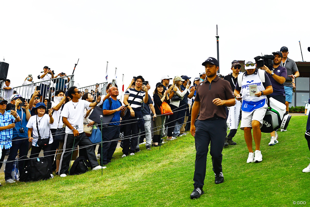 声援を浴びて 2025年 ベイカレントクラシック Presented by レクサス 最終日 ザンダー・シャウフェレ