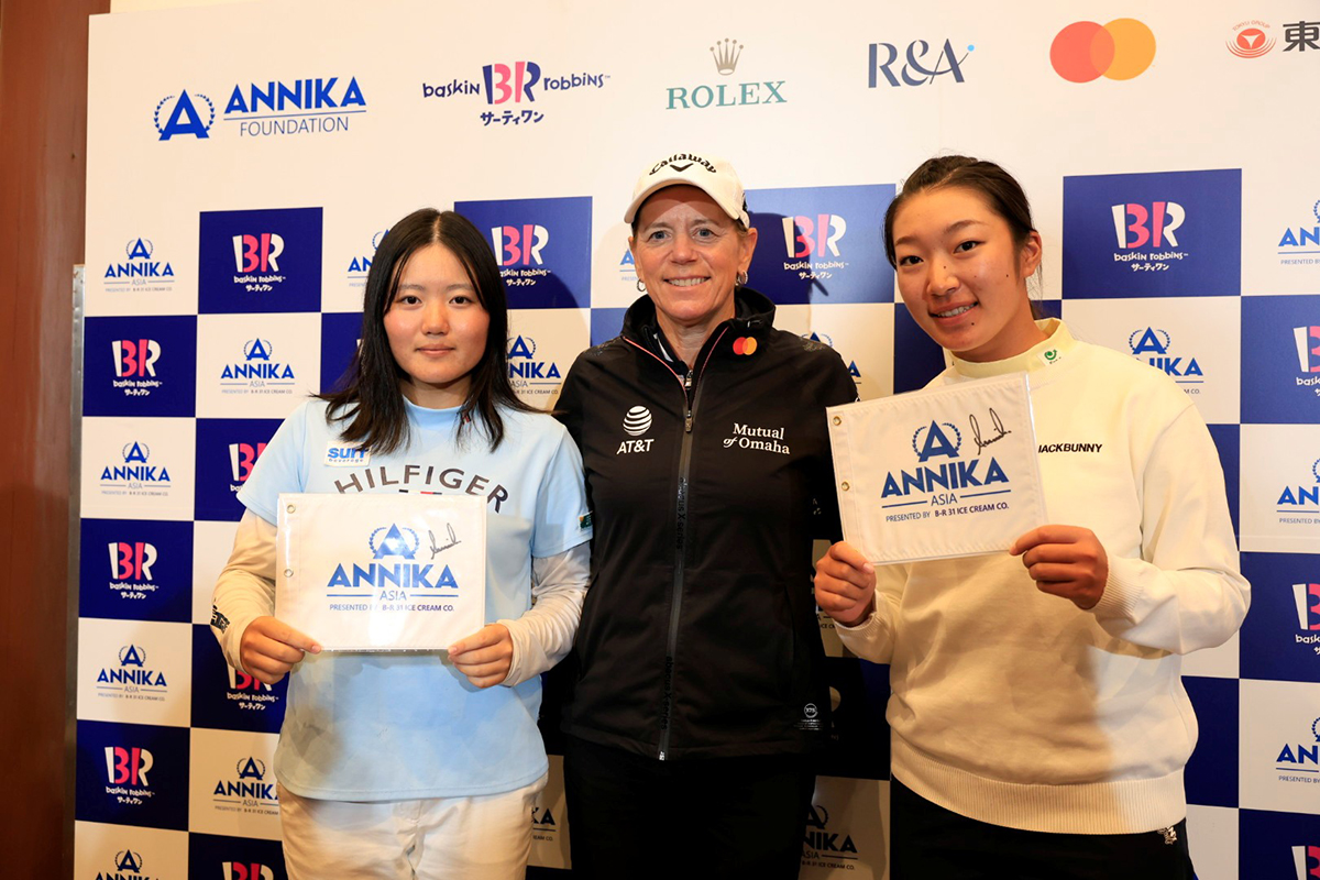 ナショナルチームジュニア選手と記念撮影