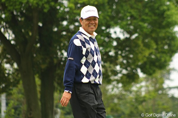 2011年 日本ゴルフツアー選手権 Citibank Cup Shishido Hills 事前 室田淳 疲労も残り、体調は万全ではないが練習ラウンド中にも笑顔がこぼれる室田淳