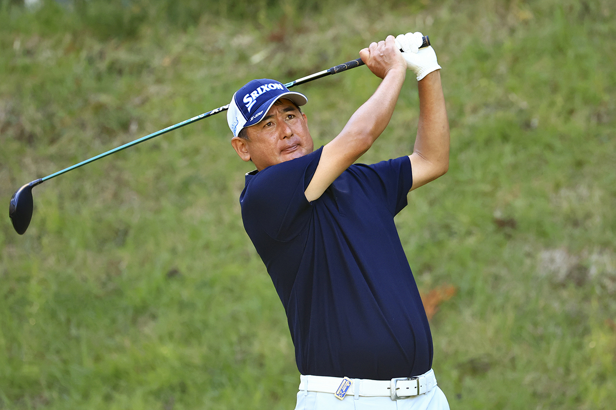 高橋竜彦が首位(提供:日本プロゴルフ協会)