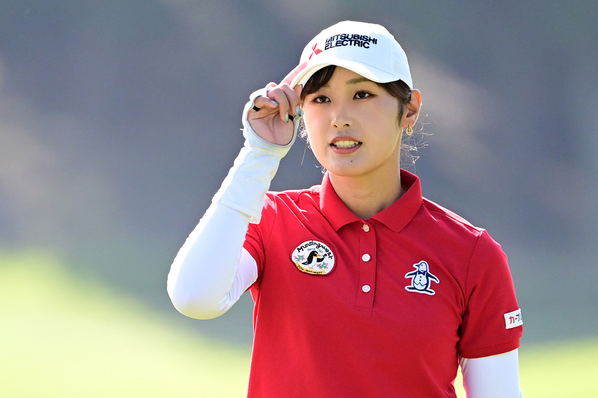 地元でツアー初優勝のチャンスを引き寄せた吉澤柚月（Atsushi Tomura/Getty Images）