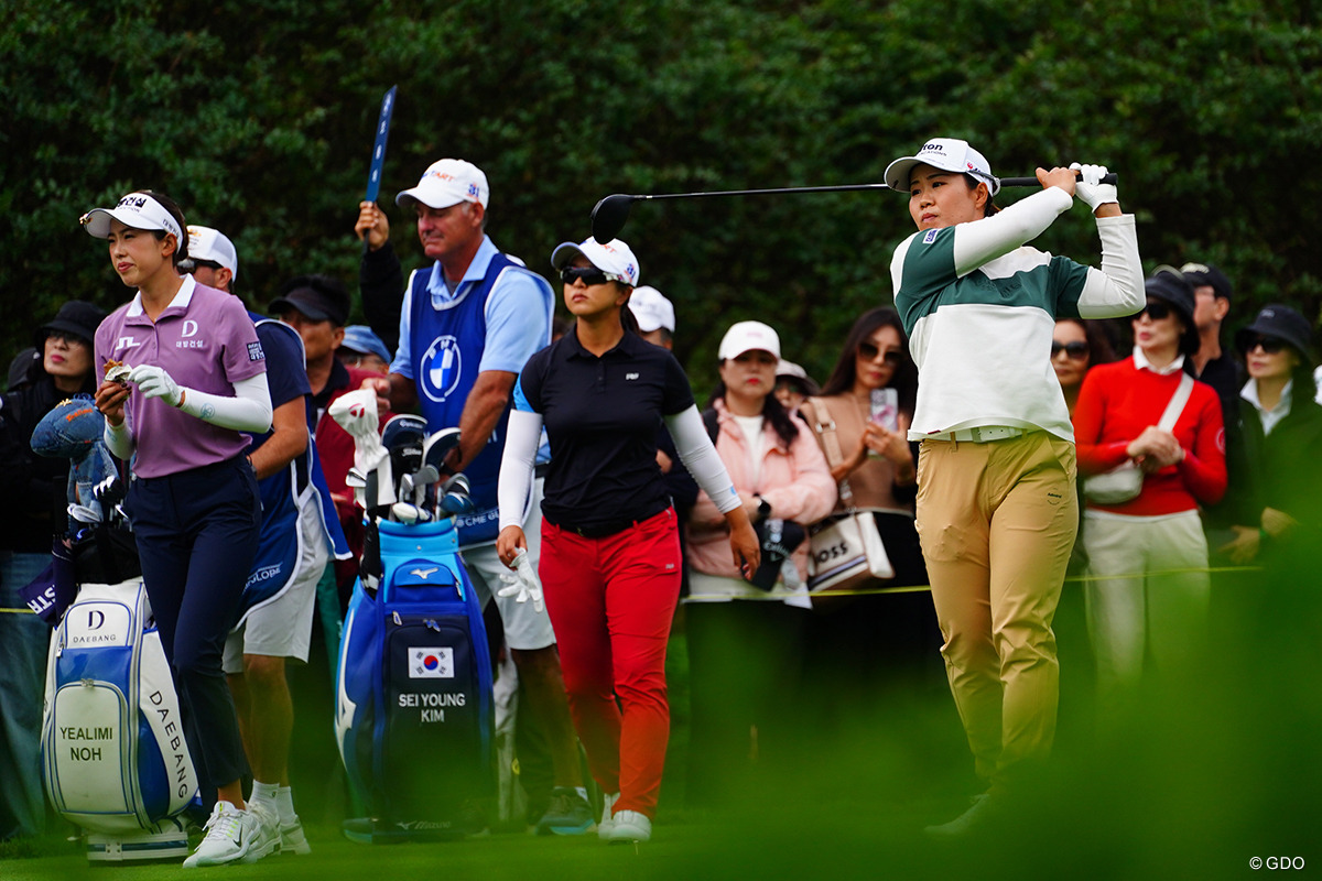 最終日最終組はアウェーの雰囲気に