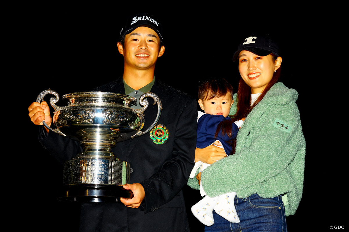 明日結婚記念日とか