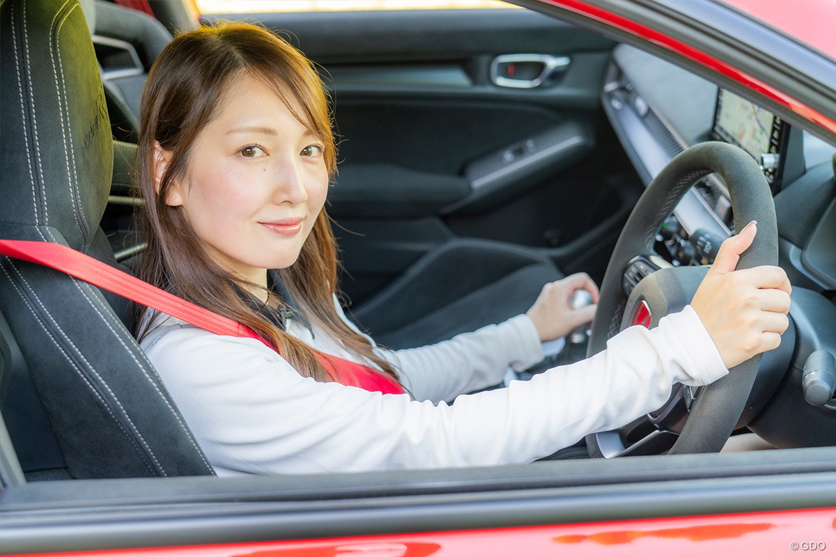 キャディバッグ積載量調査 小気味よいシフトストロークで運転が楽しい！