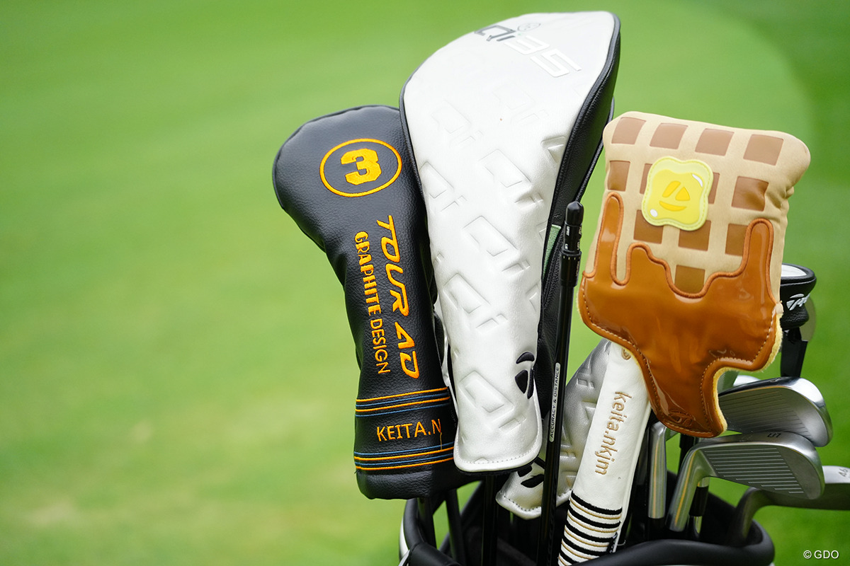 推しであるジャイアンツカラーのヘッドカバー