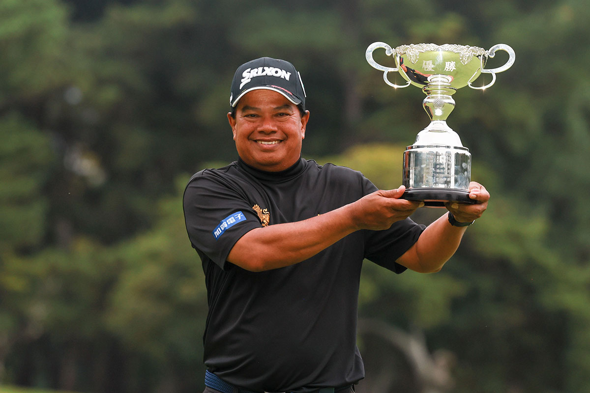 シニア賞金王争いは宮本勝昌が80万円リードで残り4戦 片山晋呉が5カ月