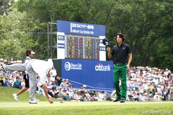 2011年 日本ゴルフツアー選手権 Citibank Cup Shishido Hills 2日目 石川遼 2日目もグリーン上で笑顔を失った石川遼。2週連続の予選落ちは実にプロ1年目の2008年以来