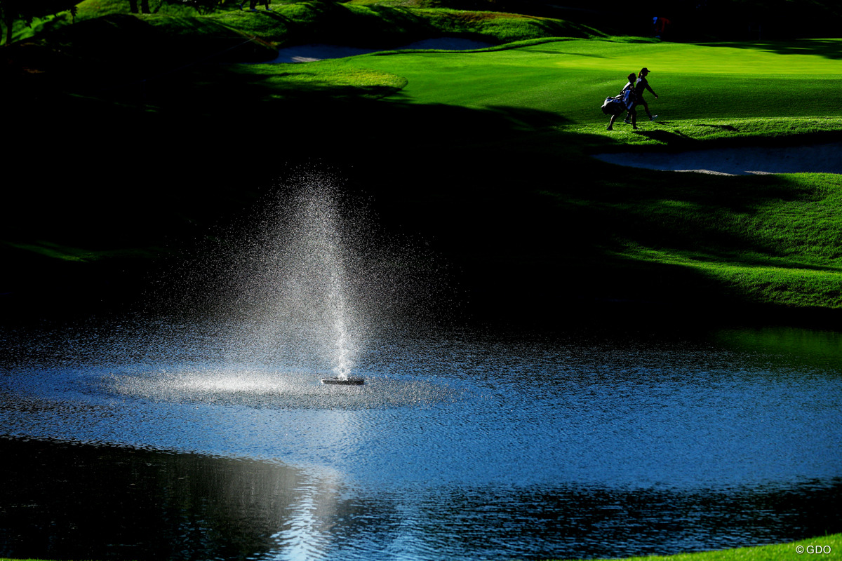 噴水と影 2025年 NOBUTA GROUP マスターズGCレディース 初日 宮田成華