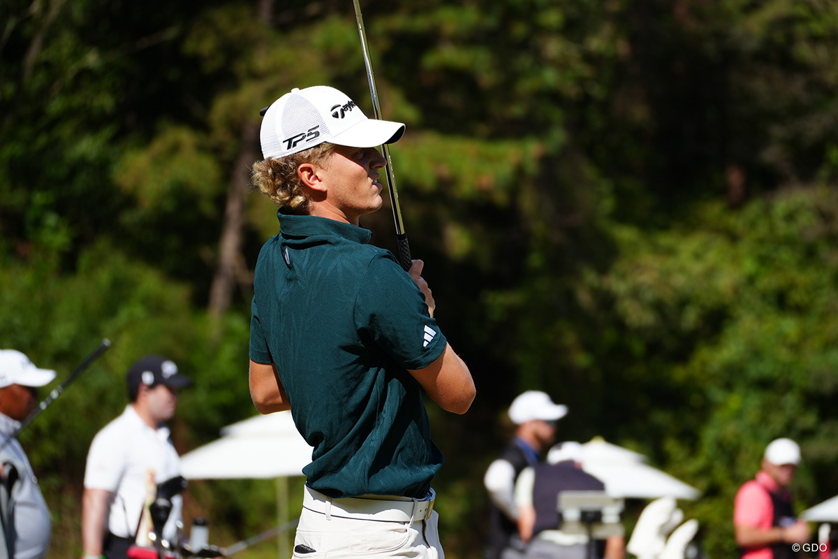 クラブ契約はテーラーメイド