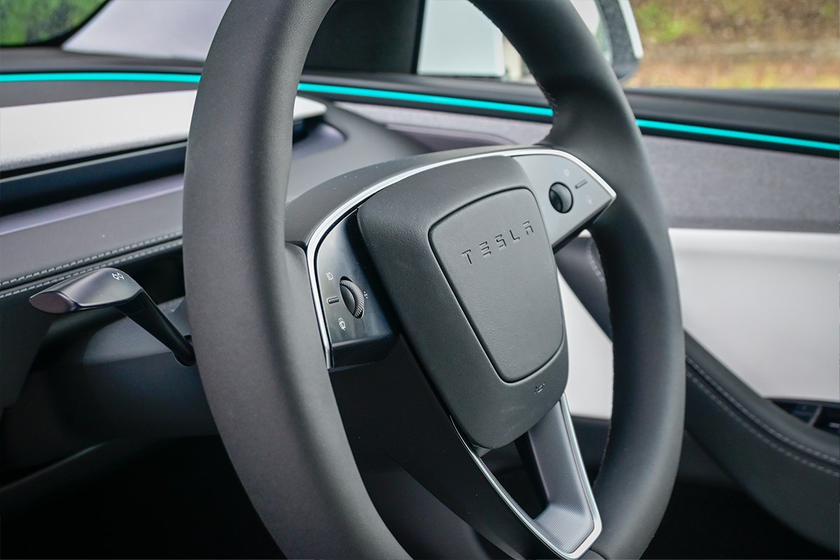 クルマはゴルフギアである ウインカーレバーは普通のクルマ同様