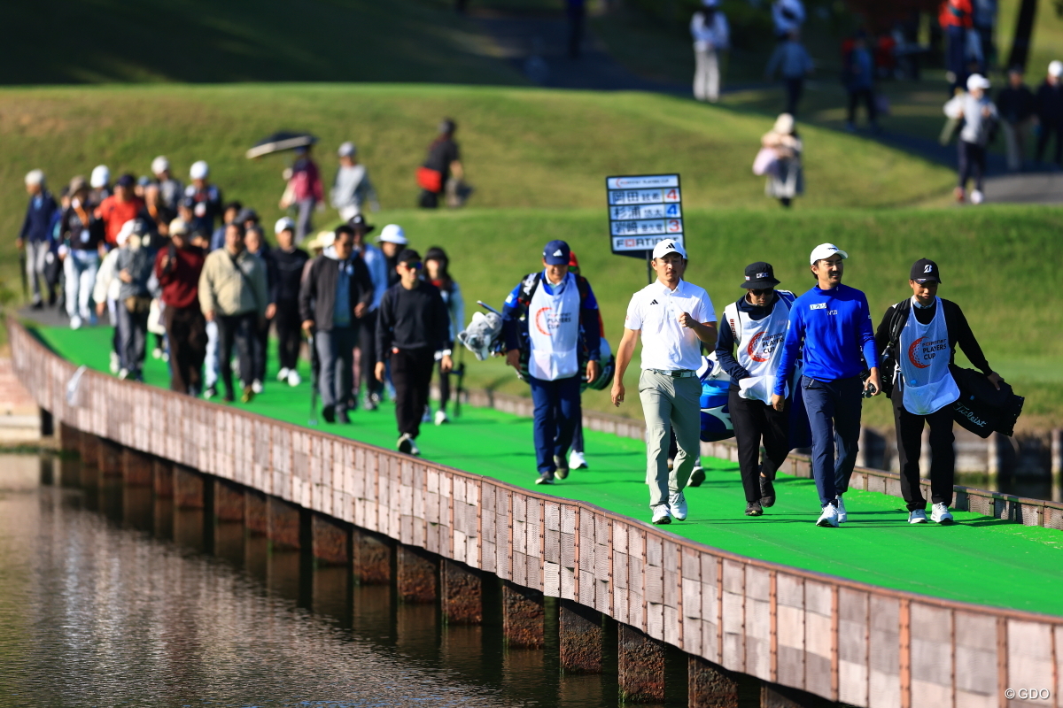 ギャラリー多いね 2025年 フォーティネットプレーヤーズカップ 初日 岩崎亜久竜 岡田絃希
