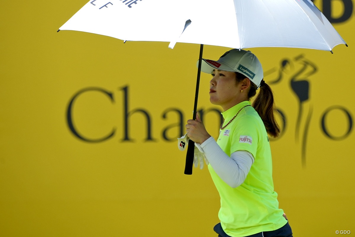 「68」でプレーした古江彩佳が4位で週末へ