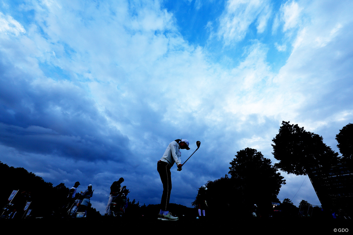 朝の練習場にて 2025年 樋口久子 三菱電機レディスゴルフトーナメント 初日 宮田成華