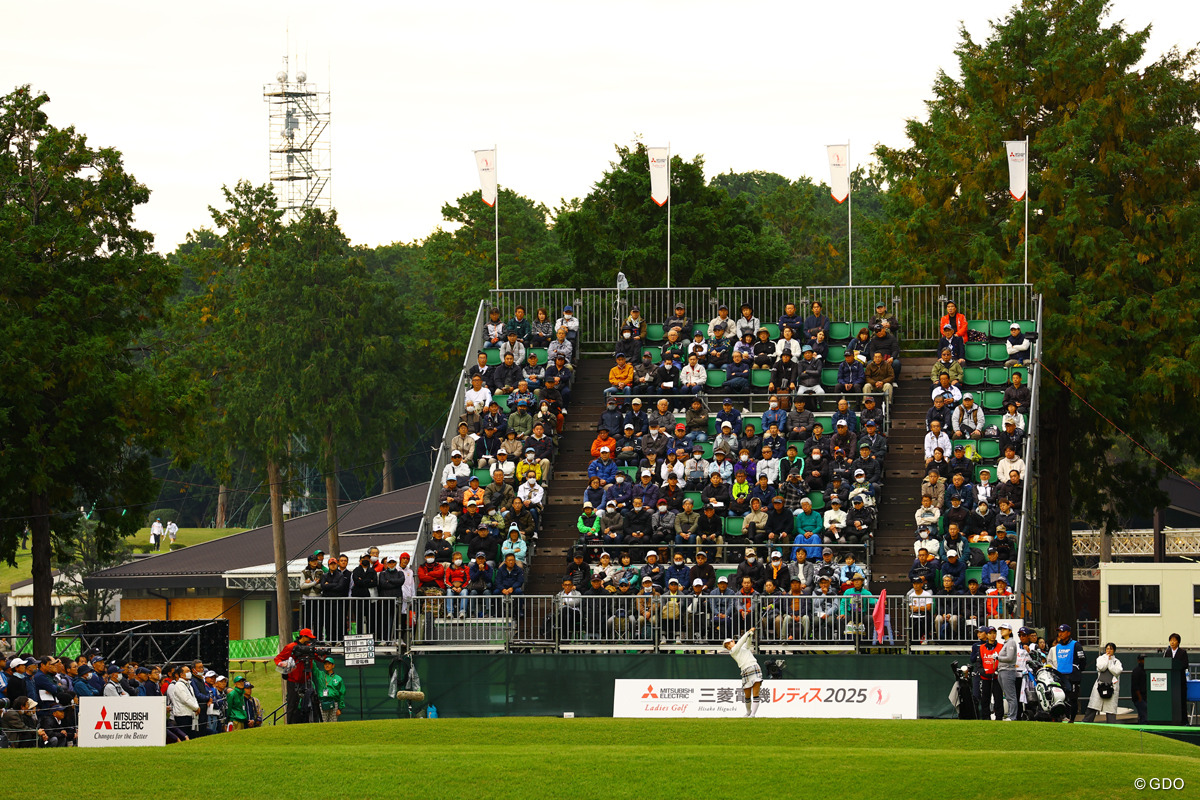 初日スタート 2025年 樋口久子 三菱電機レディスゴルフトーナメント 初日 吉田鈴
