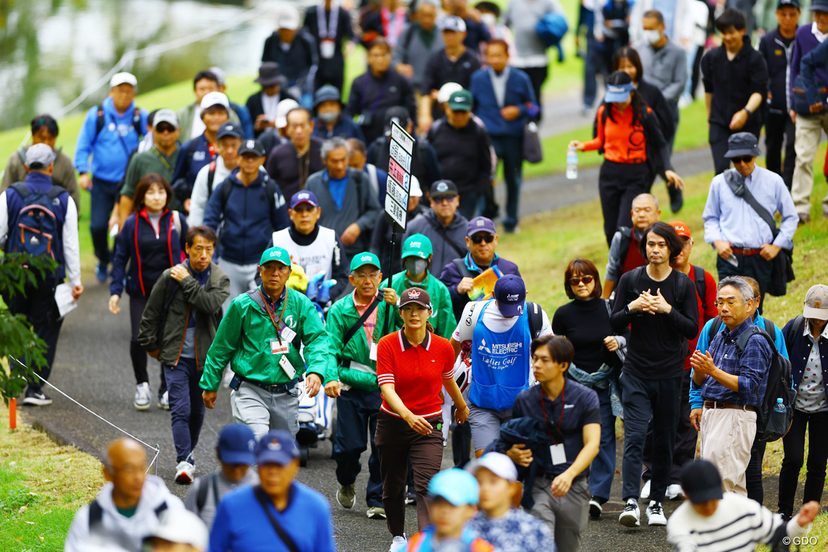 大ギャラリーを裏街道に