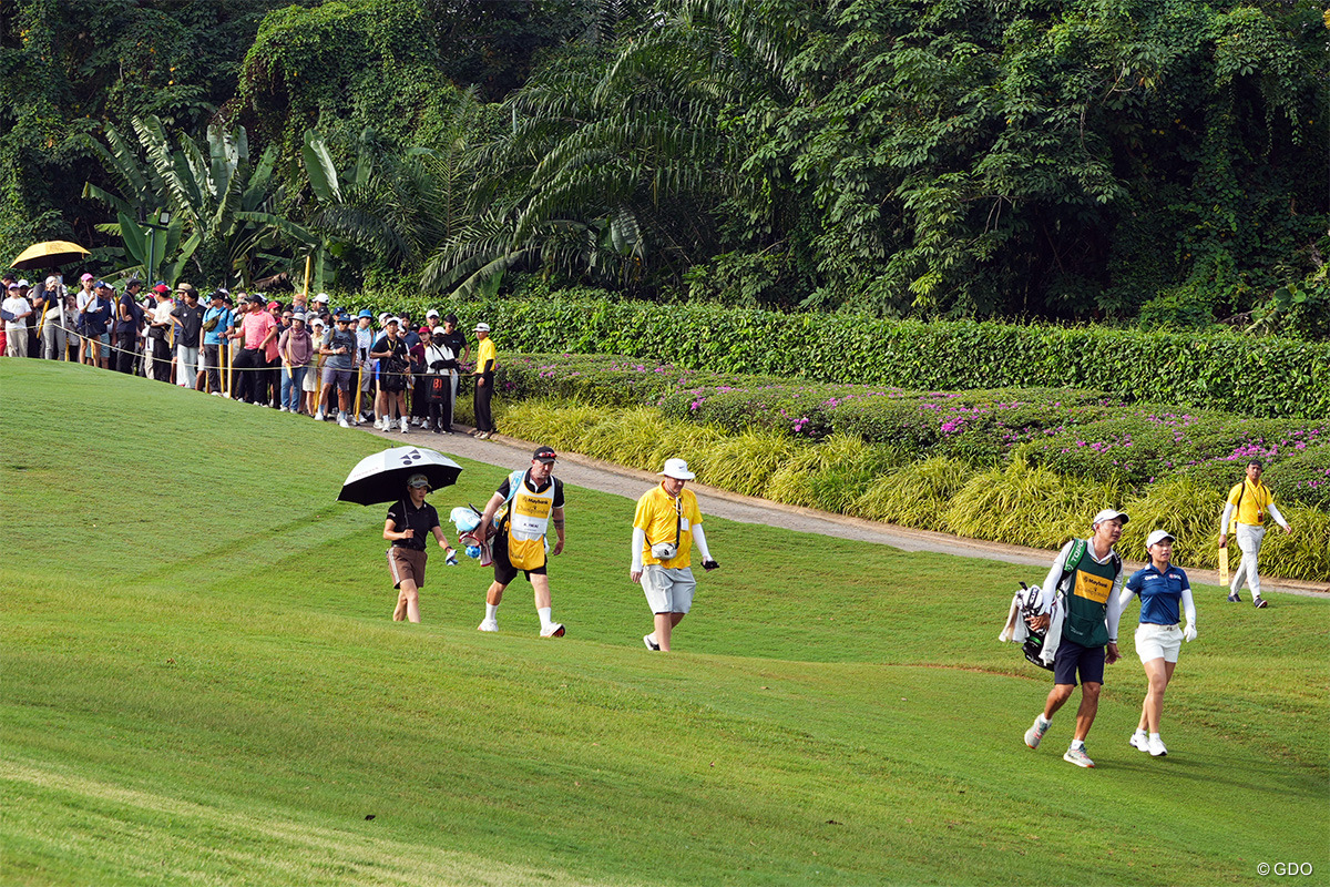 世界ランキング1位のジーノ・ティティクルと回った