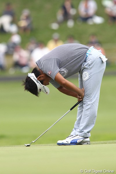 2011年 日本ゴルフツアー選手権 Citibank Cup Shishido Hills 最終日 藤田寛之 17番どのくらいの距離だったでしょう？パーパットを外しガックリ。