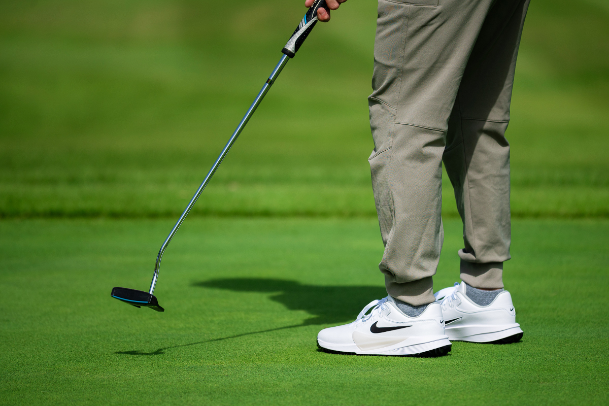 シェフラーと共同開発！世界No.1が求めたテニスシューズの快適性