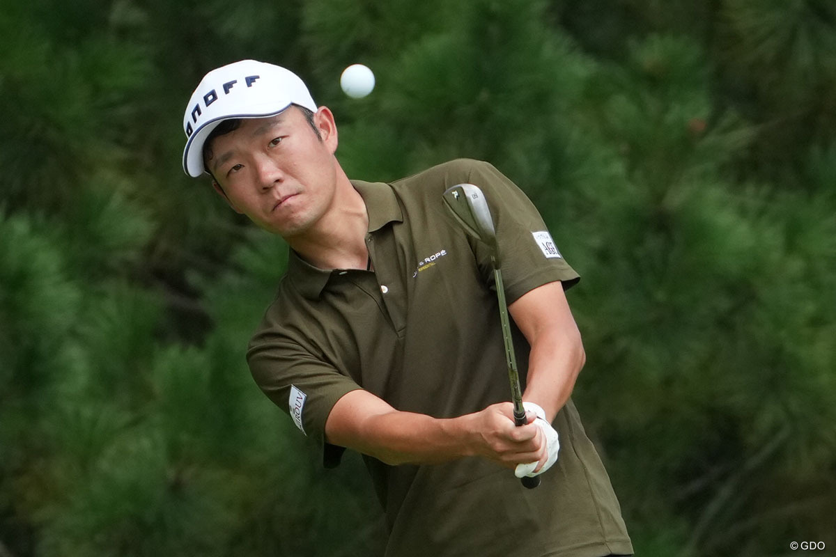 10位スタートした浅地洋佑※撮影は8月「Sansan KBCオーガスタ」