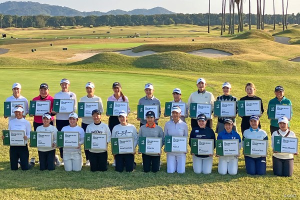 18位タイまでの22人が難関を突破した