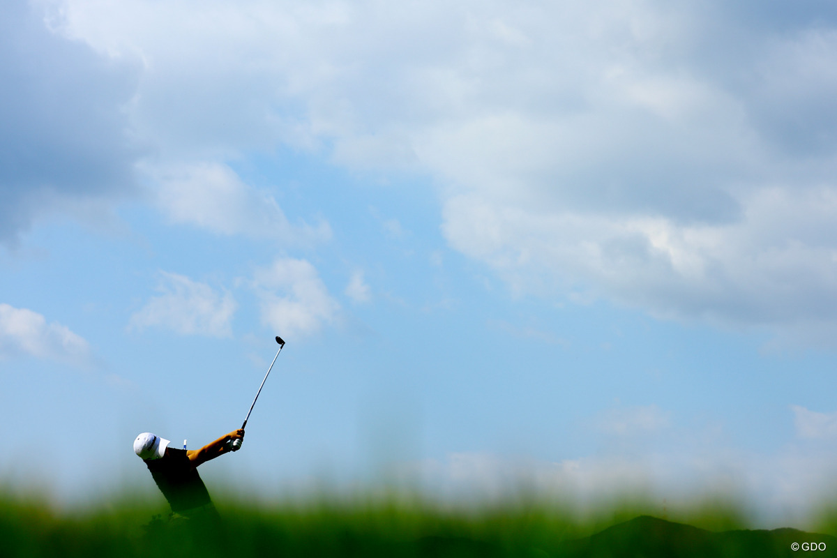 秋の良い景色を見ながら
