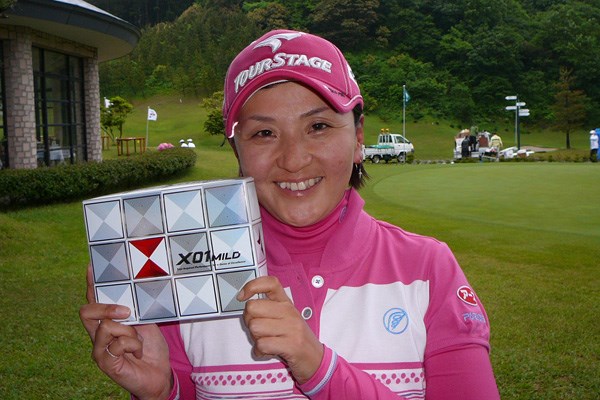 2011年 優勝記念読者プレゼント 6月① 茂木宏美