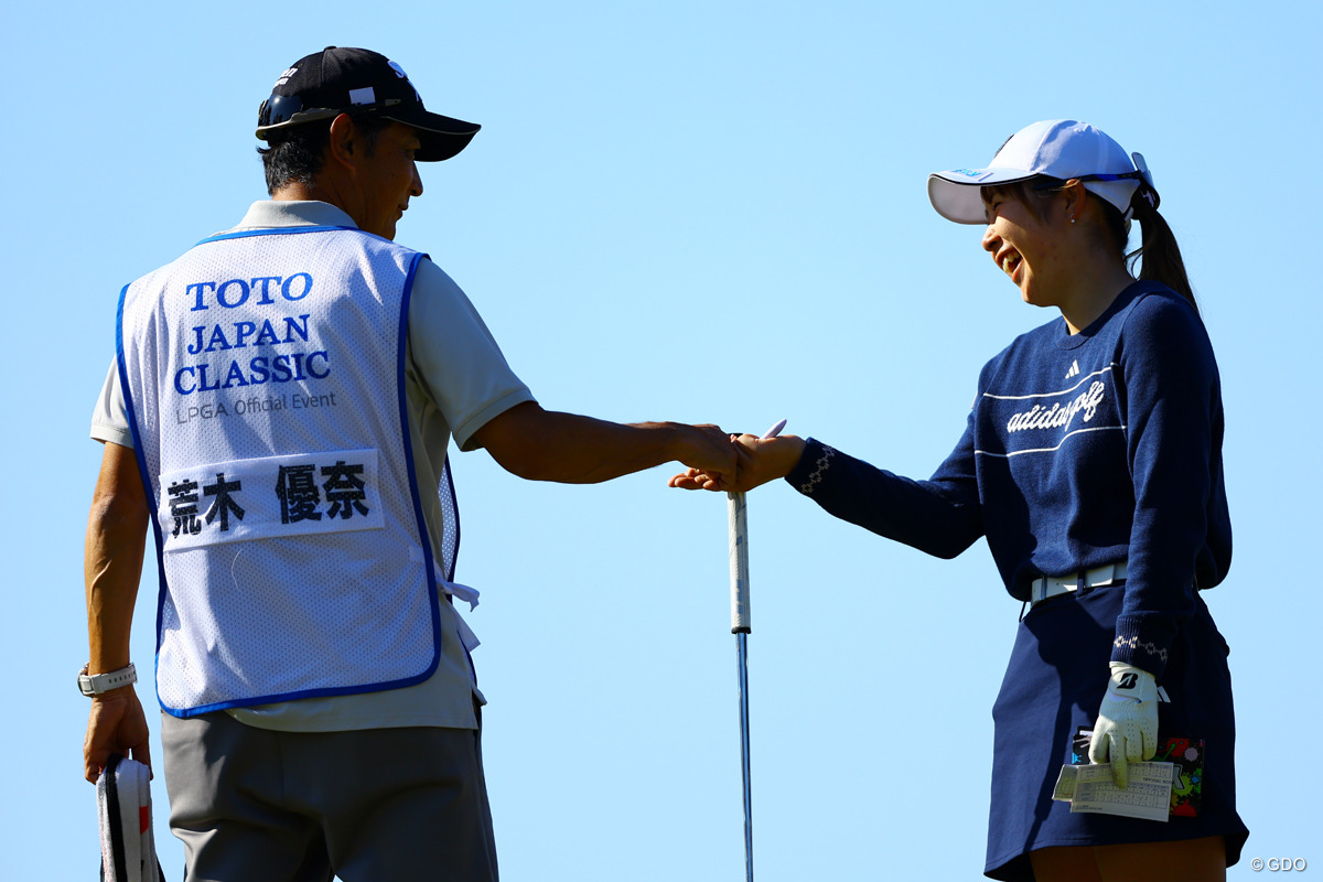 荒木優奈はバーディ締め