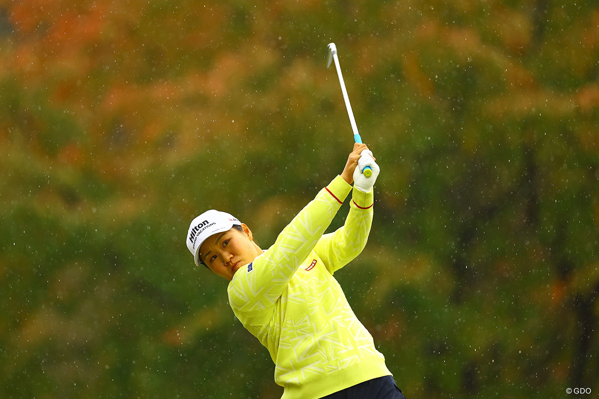 畑岡奈紗がバーディ発進