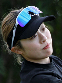 鳴川愛里