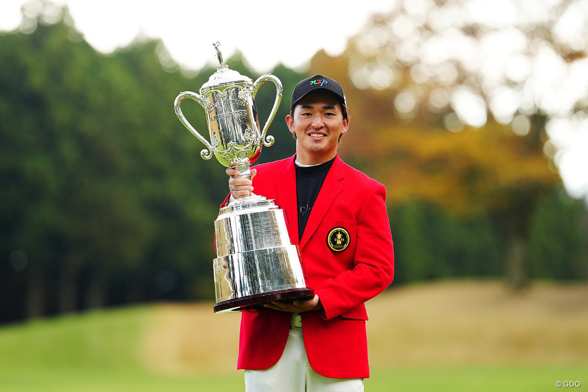 金子駆大が今季2勝目を挙げて賞金首位に浮上