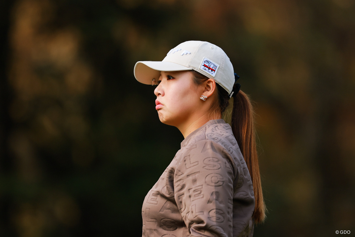 ショット待ち中 2025年 大王製紙エリエールレディスオープン 2日目 小林光希