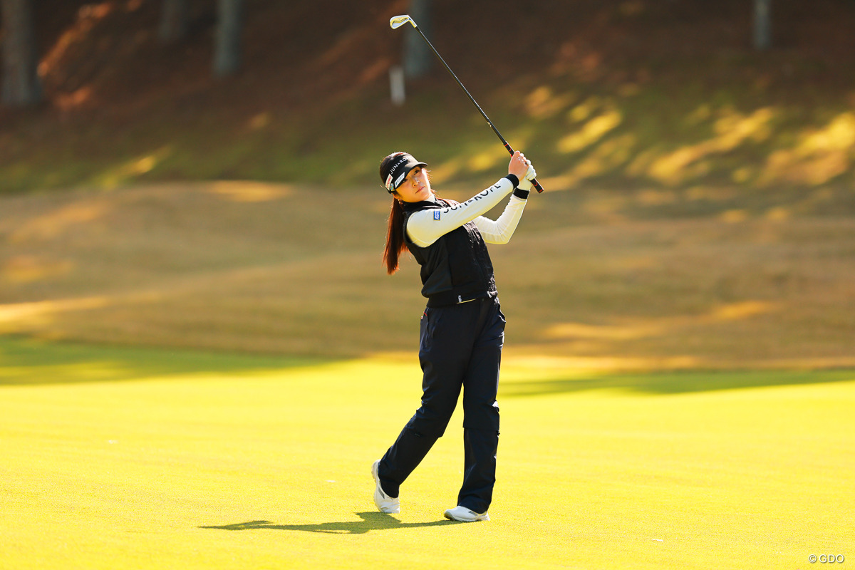 今日はモノトーン 2025年 大王製紙エリエールレディスオープン 2日目 三ヶ島かな