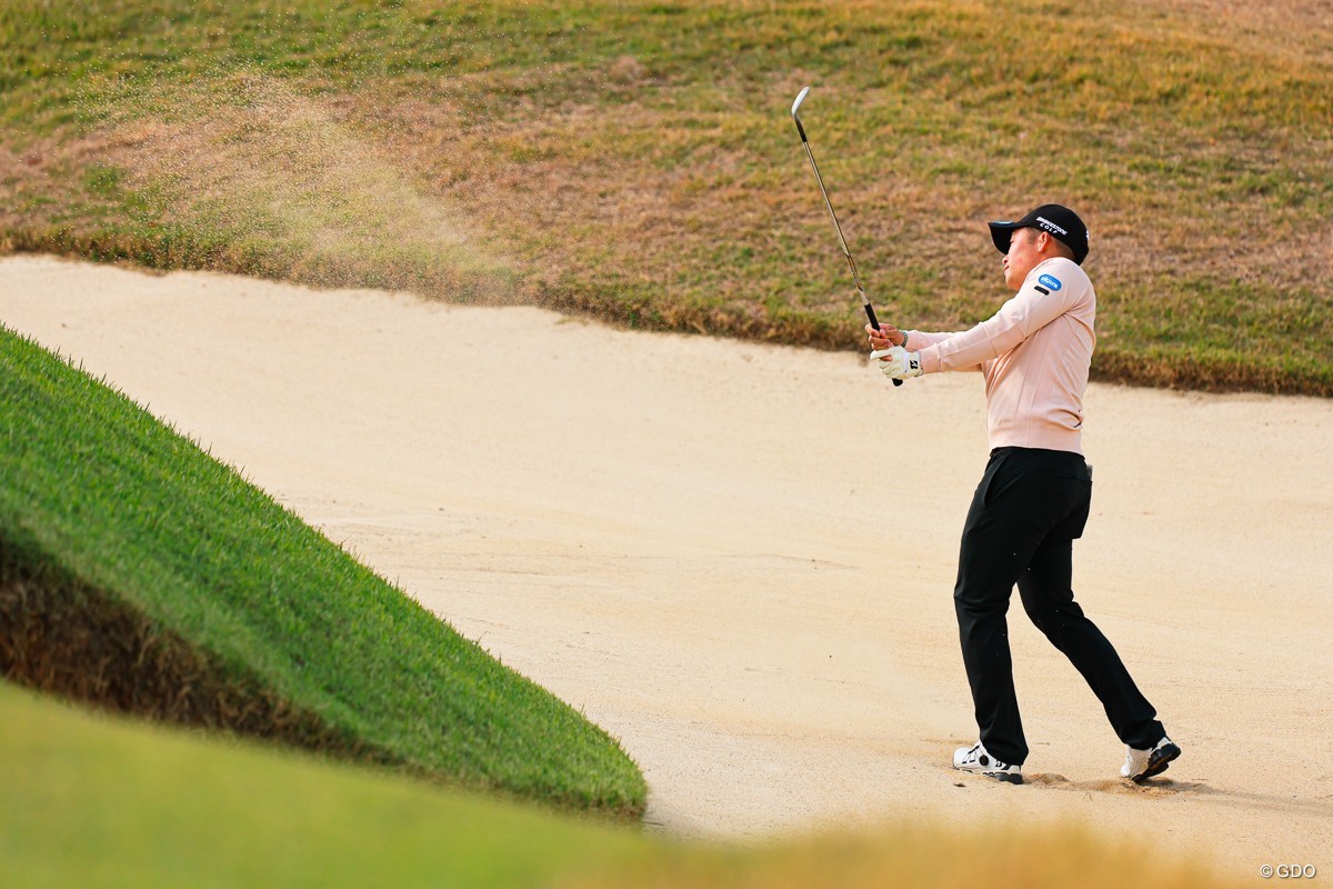シニア元賞金王の寺西明の指導を受ける