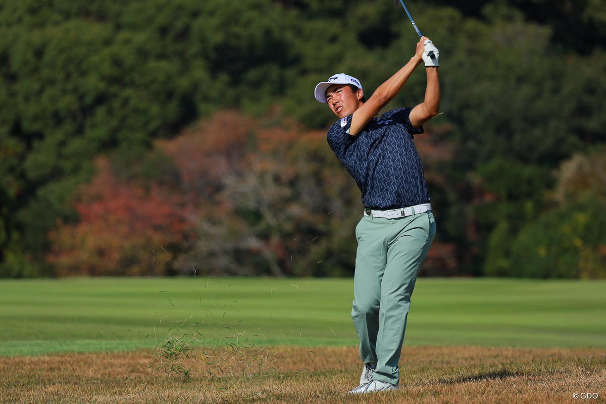 豪快に 2025年 カシオワールドオープンゴルフトーナメント 初日 杉原大河