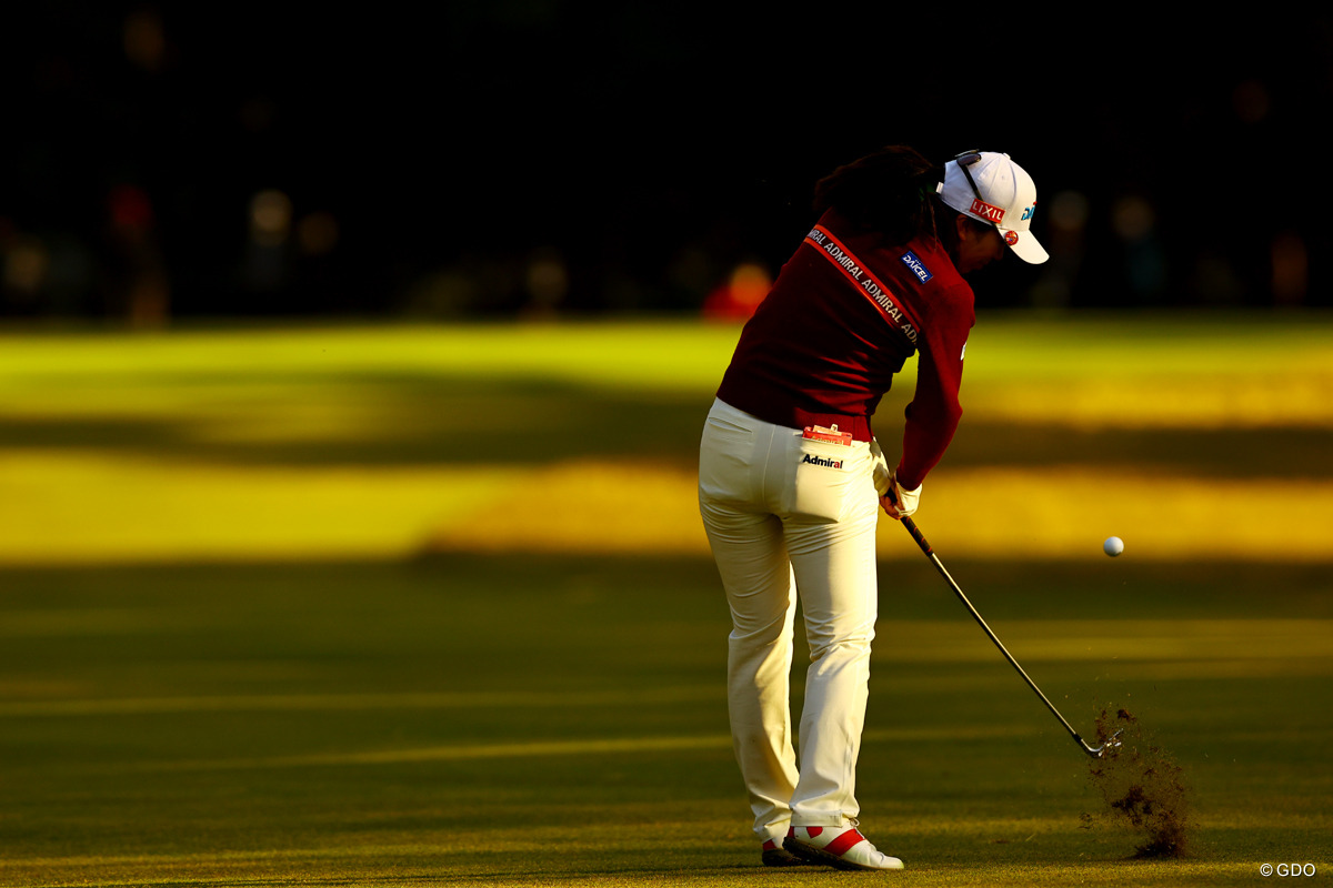 朝の光を浴びて 2025年 JLPGAツアーチャンピオンシップリコーカップ 2日目 堀琴音