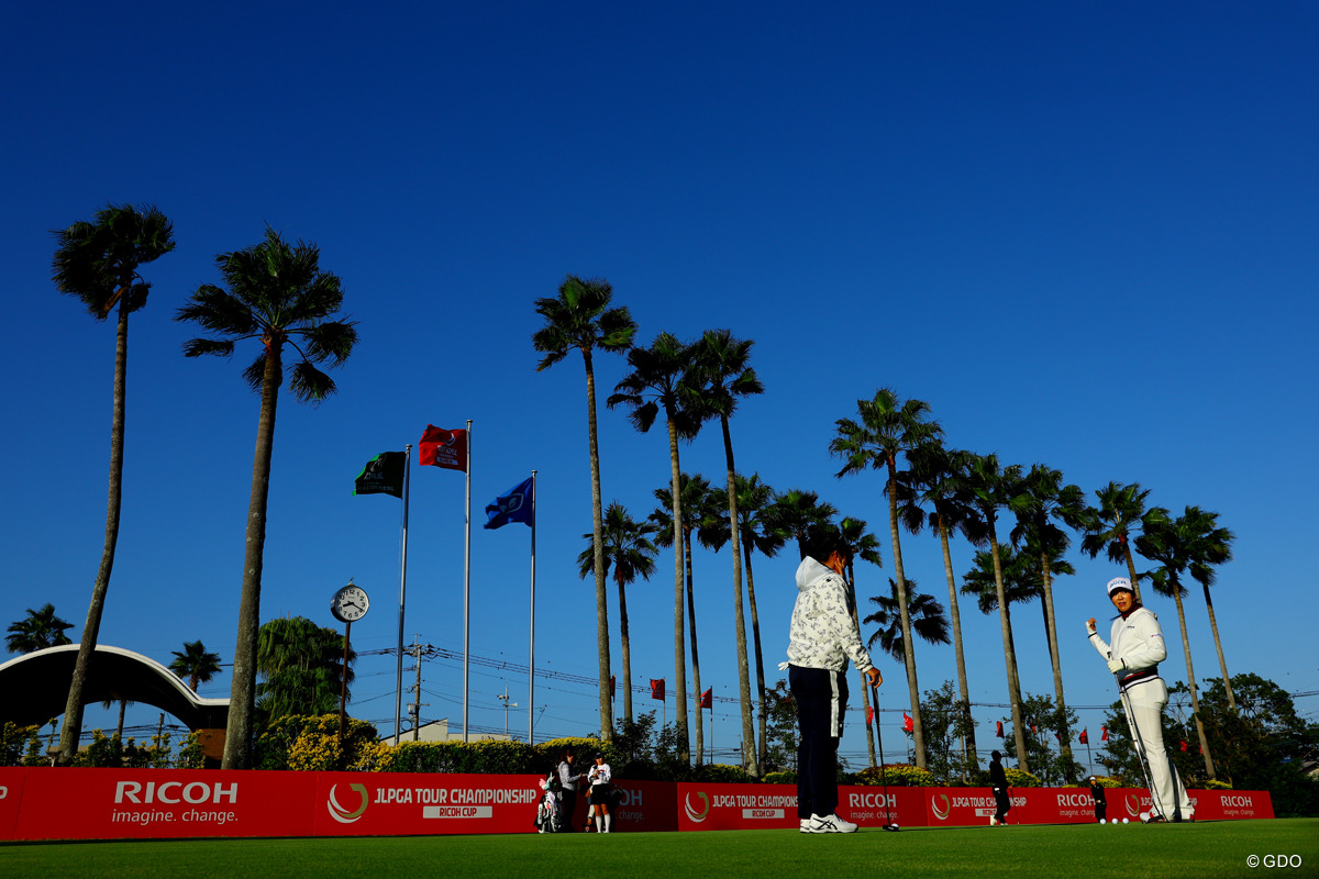 朝のパッティンググリーン 2025年 JLPGAツアーチャンピオンシップリコーカップ 2日目 堀琴音